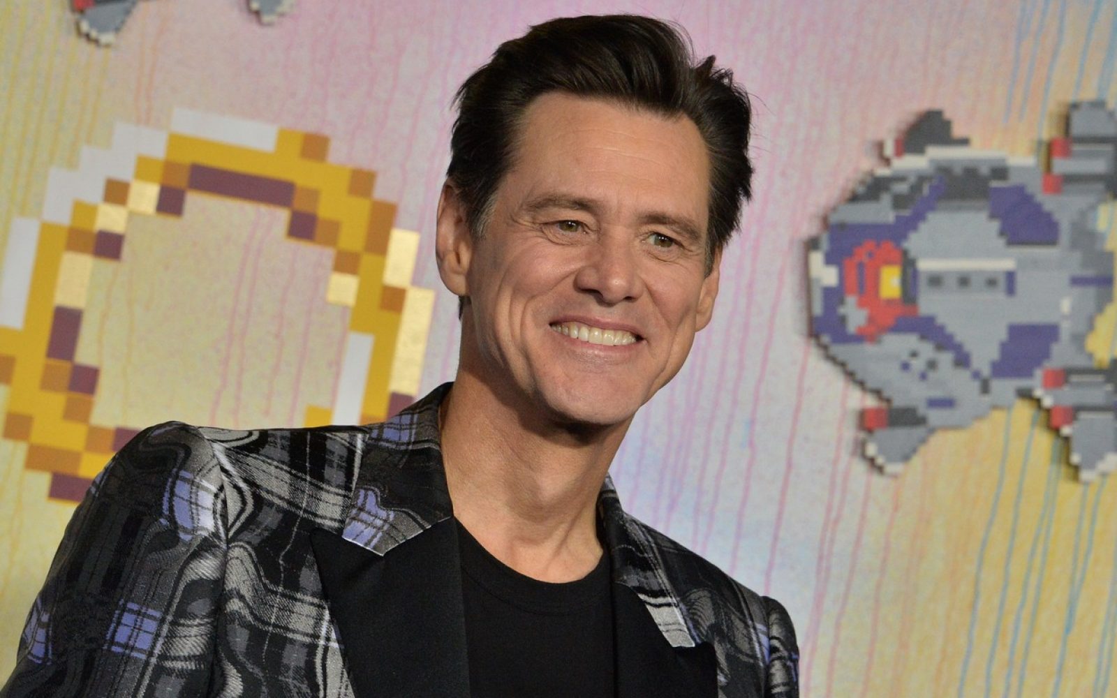 “Sem 60 in sem seksi!” pravi Jim Carrey