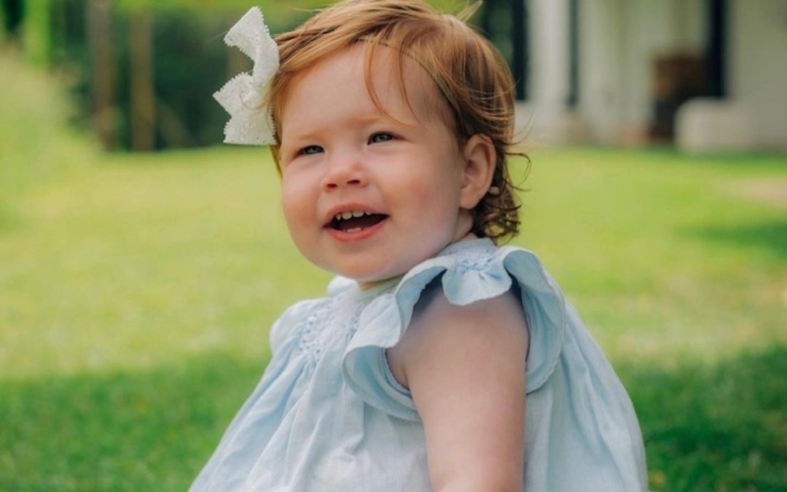 Princ Harry in vojvodinja Meghan pokazala novo fotografijo hčerke