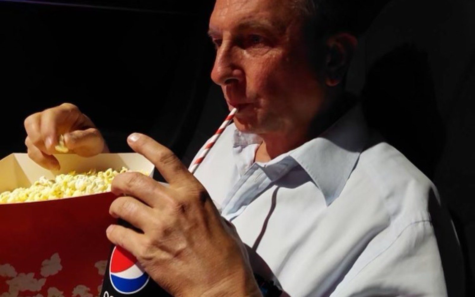 Borut Pahor spet v kinu: je tudi tokrat razkril konec?