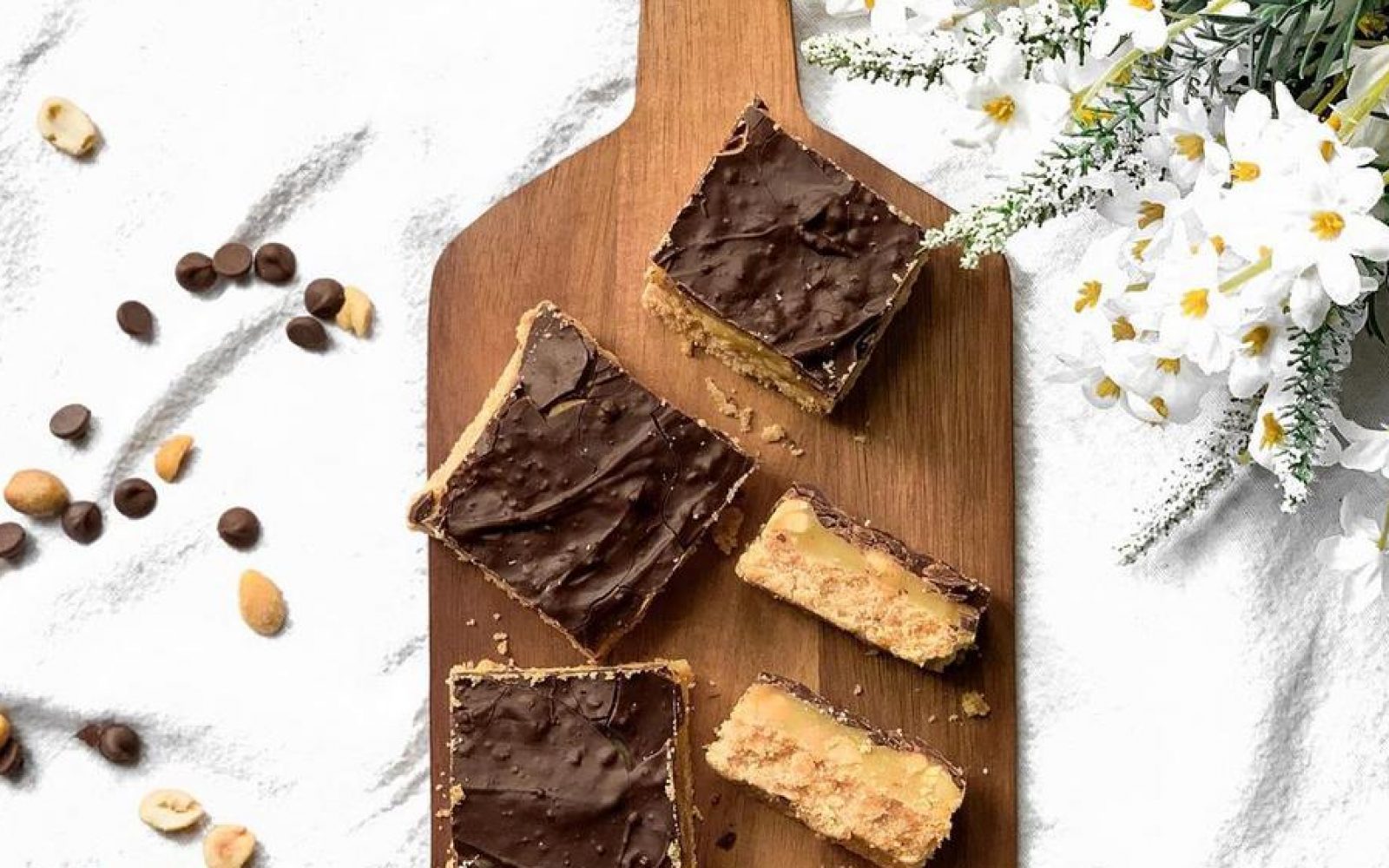 Boljše od originala: Snickers ploščice iz samo 5 sestavin