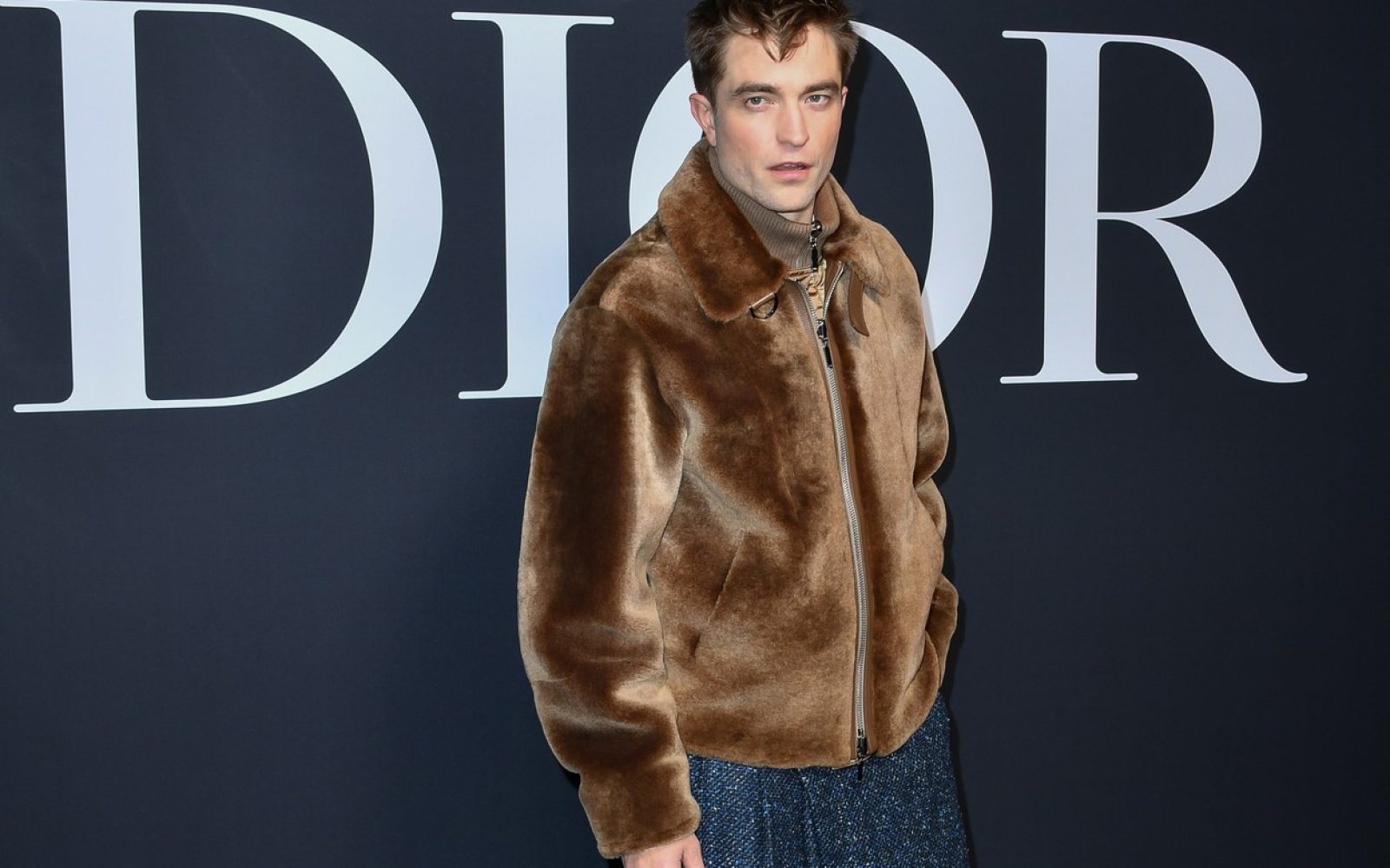 Priljubljeni igralec presenetil v krilu!