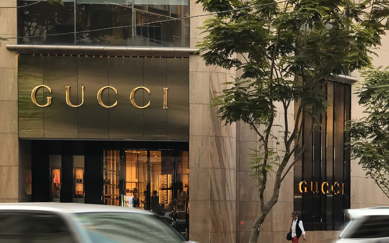 V novih Guccijevih butikih ne bo več kosov pod 40 tisočakov