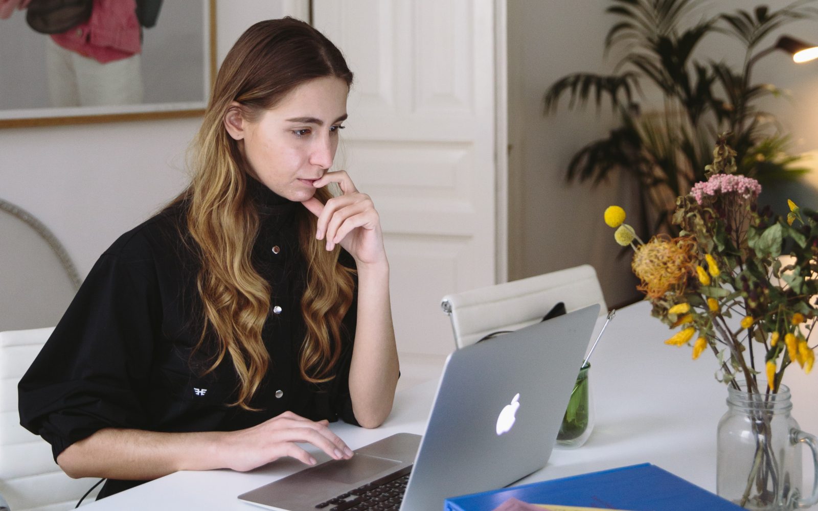 Tiho cvetenje: nov trend, s katerim boste zablesteli v službi