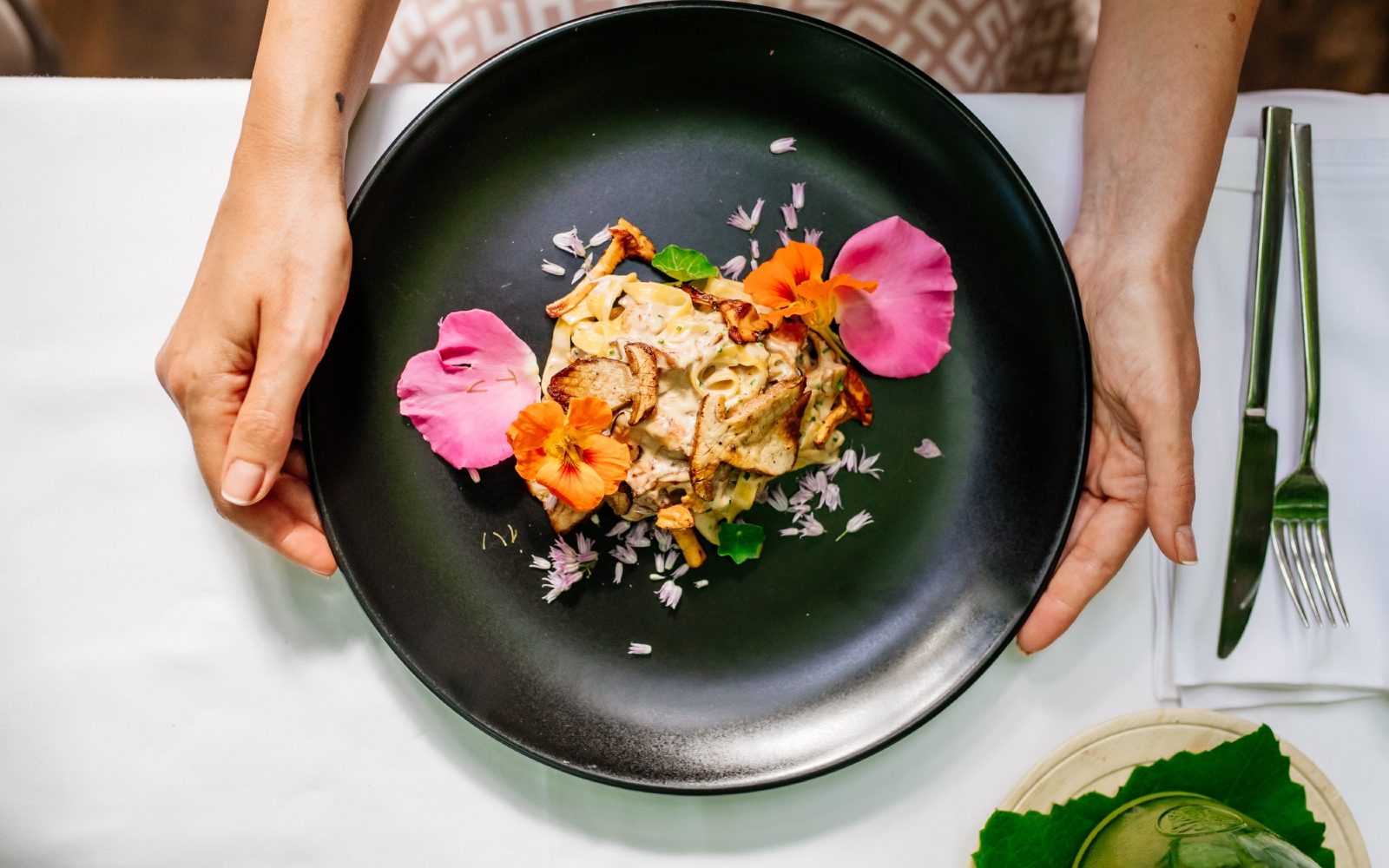 3 lokali, kjer boste jedli božanske veganske testenine