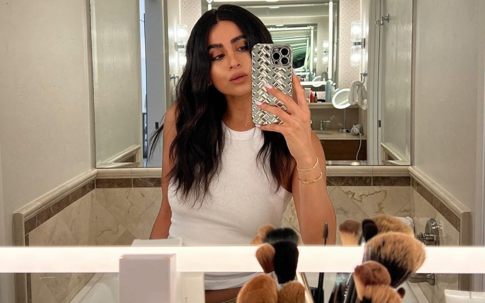 Si upate? Namesto črtala lahko uporabite to ličilo.