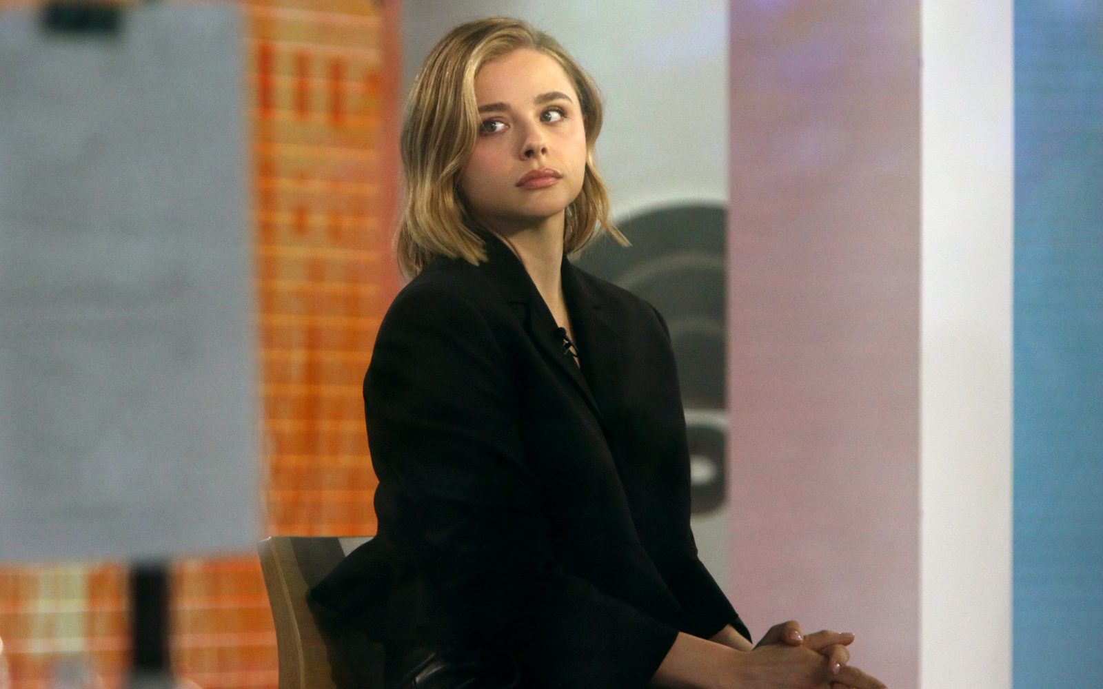 Zaradi posmehovanja v slavni seriji je imela hude težave s samopodobo