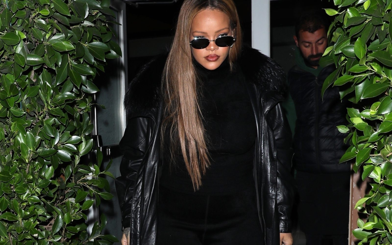 Rihanna presenetila z nepričakovano stilsko spremembo