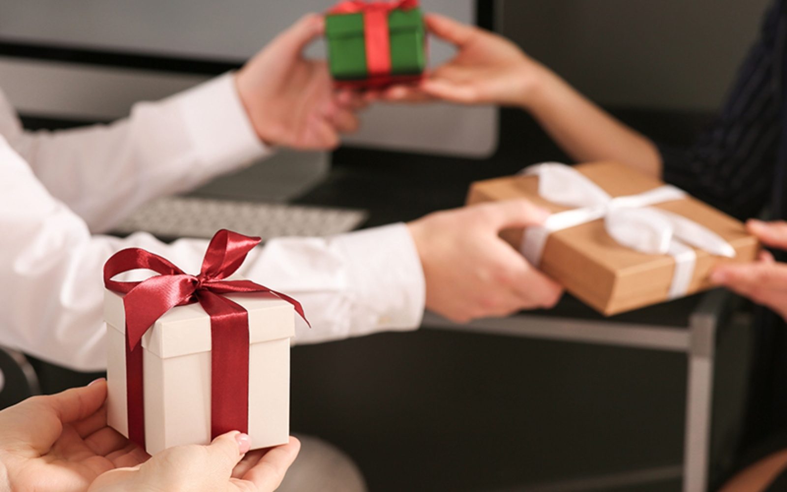 Podarite darila z dodano vrednostjo